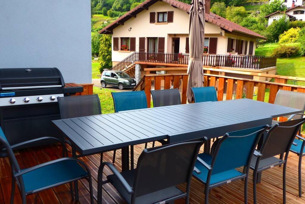 Maison Gite Le Bressaud ลาแบรส ภายนอก รูปภาพ